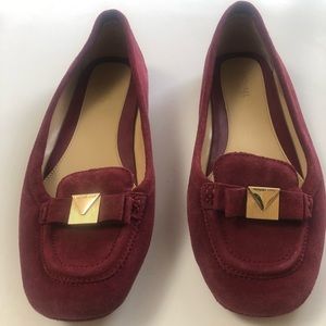Michael Kors NWOT Suede Leather Size 7.5 Burgundy Loafer Shoes.